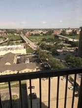 600 Admiral Blvd-Unit -1904 in Kansas City, MO - Building Photo - Building Photo