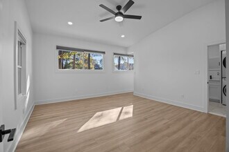 8625 Cedarbrook Dr in Charlotte, NC - Building Photo - Building Photo