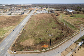 Pinnacle Springs Retirement Resort in Rogers, AR - Building Photo - Building Photo