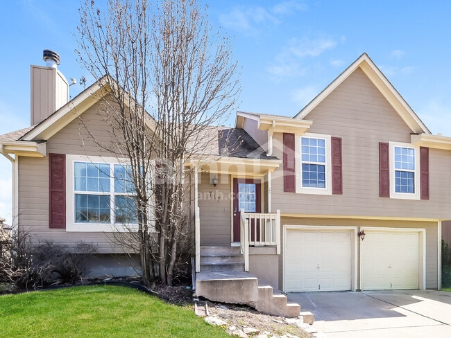 property at 717 Furlong Dr