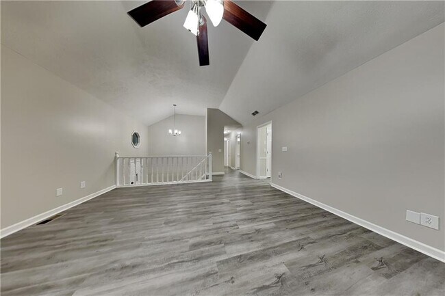 210 Meadow View Dr in Grayson, GA - Building Photo - Building Photo