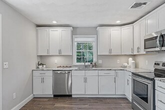 25 Hopkins St, Unit 2 in Revere, MA - Building Photo - Building Photo