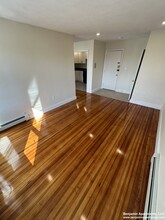 312 Tappan St, Unit 6 in Brookline, MA - Building Photo - Building Photo