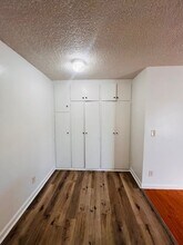 1260 Beachwood Dr in Los Angeles, CA - Building Photo - Building Photo