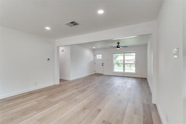 1101 Spring Brook Dr in Bedford, TX - Building Photo - Building Photo