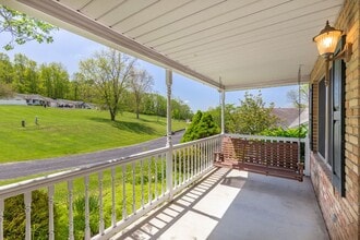 151-163 E Jones St in Millersburg, OH - Building Photo - Building Photo