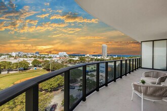 7144 Byron Ave, Unit SI ID1459750P in Miami Beach, FL - Building Photo - Building Photo