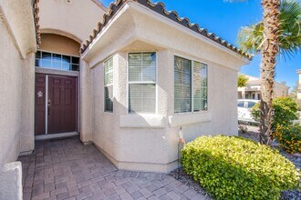 8161 Walton Mills Ct in Las Vegas, NV - Building Photo - Building Photo