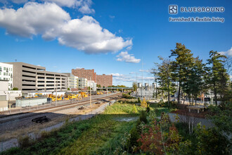 90 Fawcett St, Unit FL2-ID934 in Cambridge, MA - Foto de edificio - Building Photo