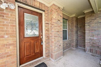 9403 Coatsworth Dr in Sugar Land, TX - Building Photo - Building Photo