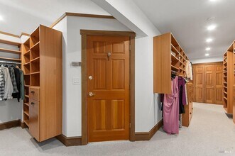 1100 Bayhills Dr in San Rafael, CA - Building Photo - Building Photo