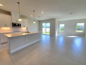 16855 Castoro Dr in Port Charlotte, FL - Building Photo - Building Photo