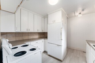 2486 S Marion St in Denver, CO - Foto de edificio - Building Photo