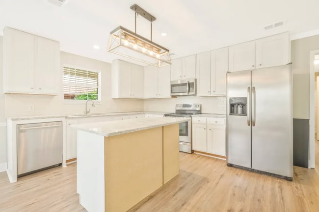 2244 Staggerbush Dr in Jacksonville, FL - Building Photo - Building Photo