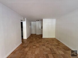 EAST 36 STREET in New York, NY - Building Photo