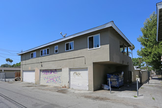 11712 Stuart Dr in Garden Grove, CA - Building Photo - Building Photo