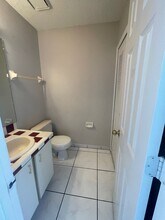 6266 Yorktown Dr in Orlando, FL - Building Photo - Building Photo