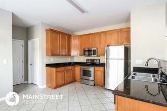 1903 Lees Chapel Rd in Greensboro, NC - Foto de edificio - Building Photo