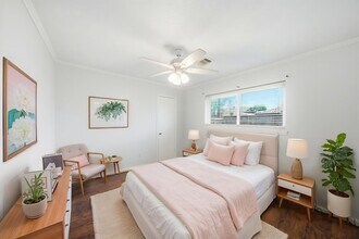 4908 Holly Park Dr in Pasadena, TX - Building Photo - Building Photo