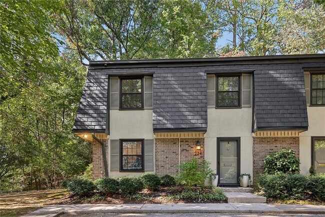 224 Triumph Dr NW in Atlanta, GA - Building Photo - Building Photo