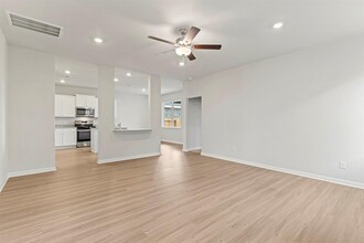 10811 Bright Beacon Dr in Beasley, TX - Building Photo - Building Photo