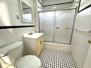 18 Hunnewell Ave, Unit #1 in Boston, MA - Building Photo - Building Photo