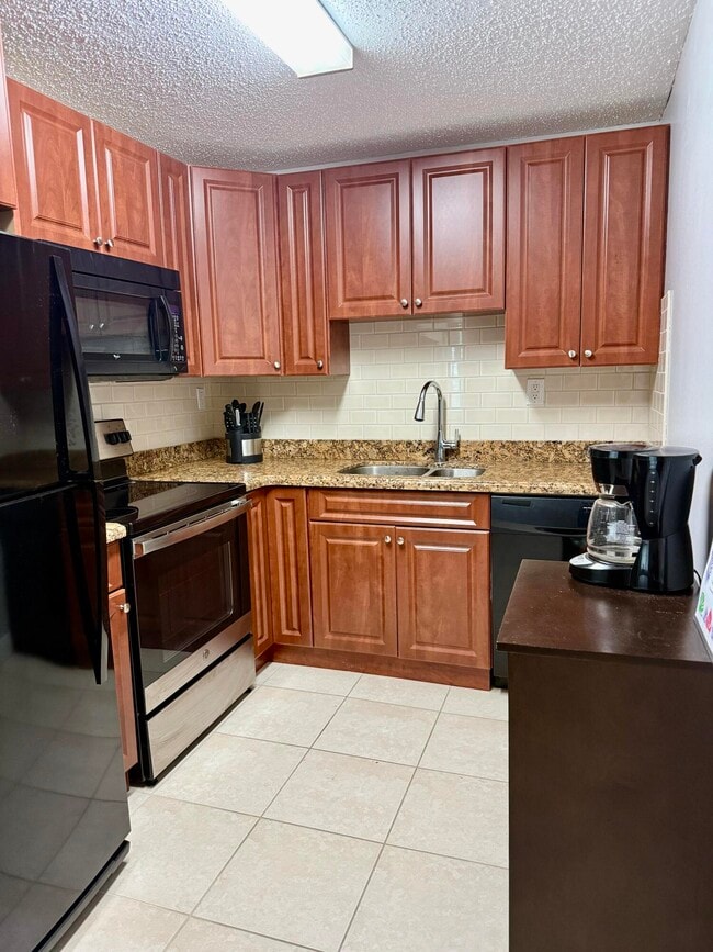 property at 405 Meadows Cir