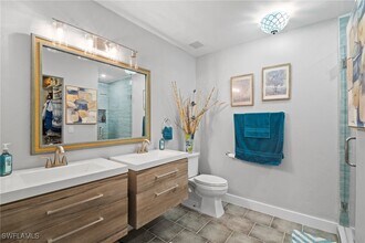 12249 Londonderry Ln in Bonita Springs, FL - Building Photo - Building Photo