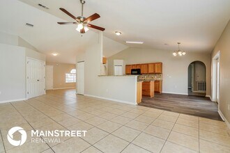 2100 Christopher Ave N in Lehigh Acres, FL - Building Photo - Building Photo