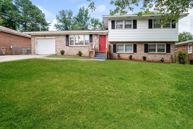 property at 3208 Deerfield Rd NW
