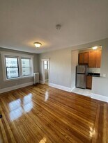 63 Burbank St in Boston, MA - Building Photo