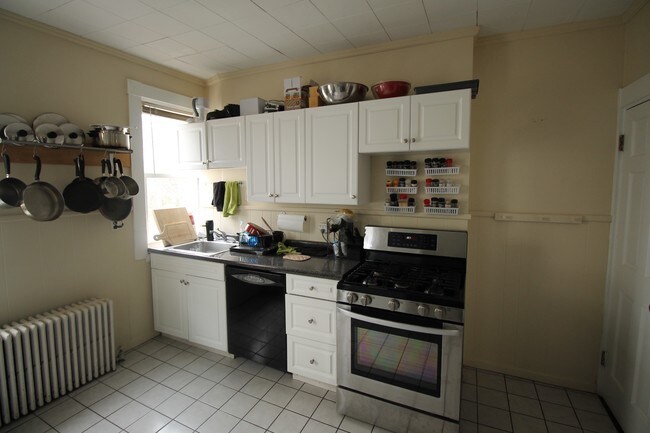 19 Bennett St, Unit 1 in Boston, MA - Foto de edificio - Building Photo
