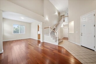 9615 Harvest View Way in Sacramento, CA - Building Photo - Building Photo