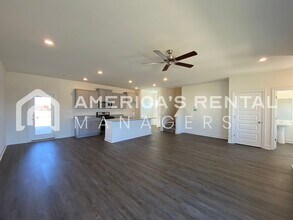 3343 Meriwether Dr in Pike Road, AL - Foto de edificio - Building Photo