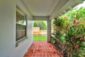 125 S 10th St in Fort Pierce, FL - Building Photo - Building Photo