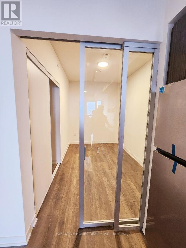 4878 Powers Cmn in Burlington, ON - Building Photo - Building Photo