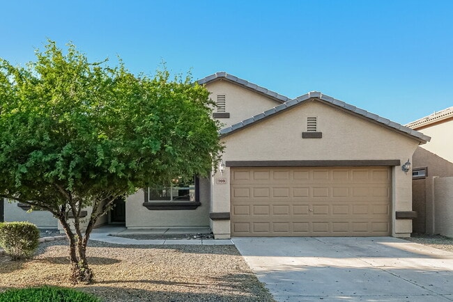 property at 709 E Whyman Ave