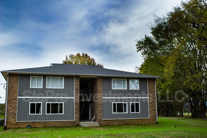 2340 Hamilton Ave in South Pittsburg, TN - Building Photo