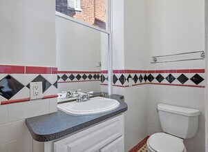 2602 W Grace St in Richmond, VA - Building Photo - Building Photo