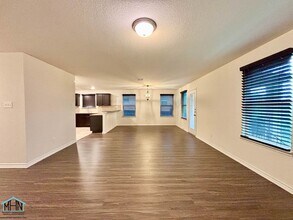 1311 Swan Ct in San Antonio, TX - Building Photo - Building Photo
