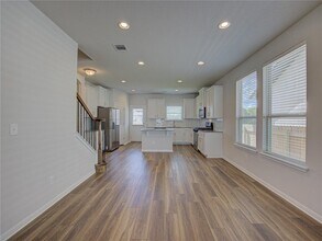 256 Hauser Dr in Leander, TX - Building Photo - Building Photo