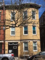 170 Pearl St, Unit apt 2 in Chelsea, MA - Building Photo