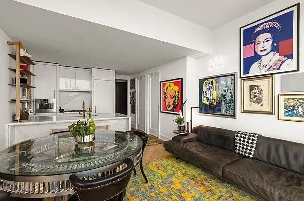 property at 500 W 18th St