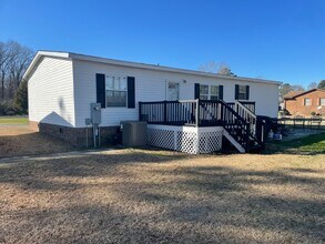 8540 Godwin-Falcon Rd in Godwin, NC - Building Photo - Building Photo