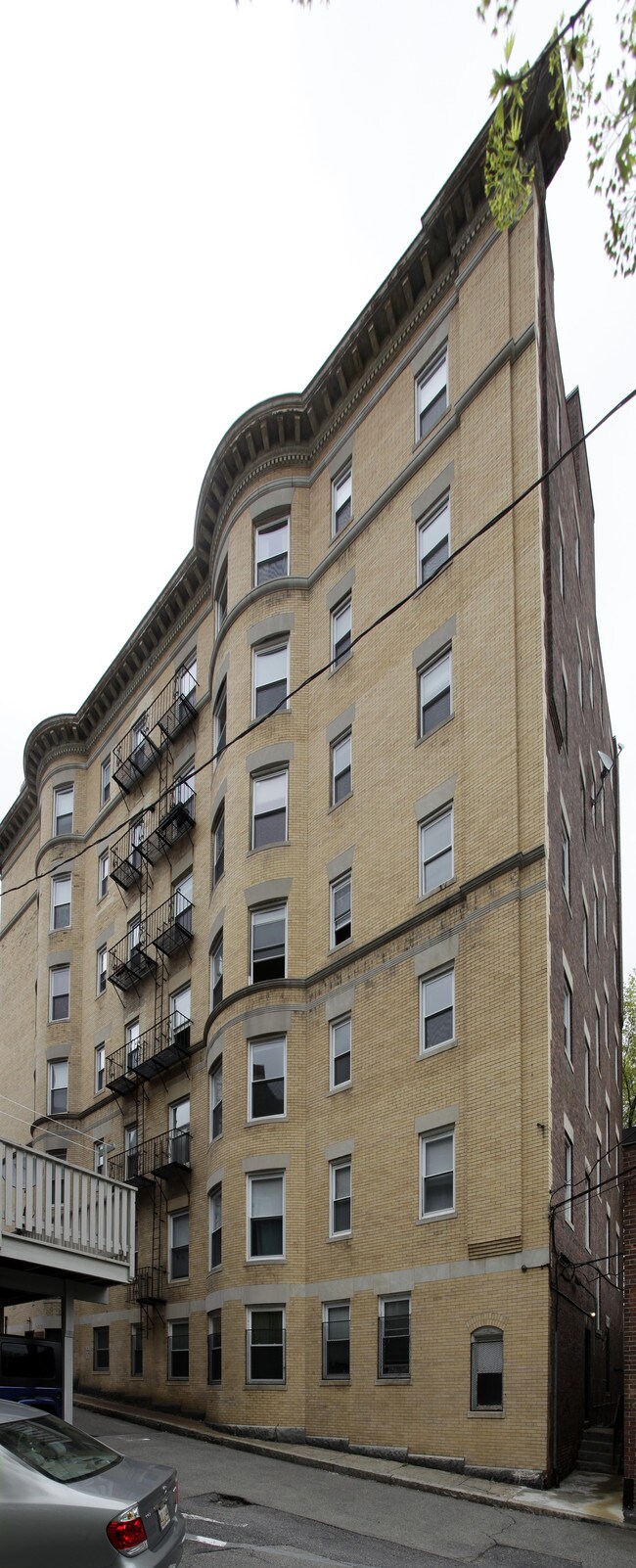 Majestic in Brookline, MA - Foto de edificio - Building Photo