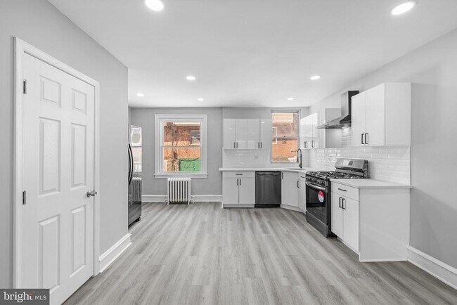5517 Ridgewood St in Philadelphia, PA - Building Photo - Building Photo