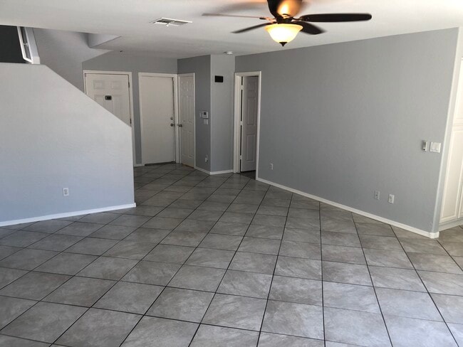 11818 W Sunnyside Dr in El Mirage, AZ - Building Photo - Building Photo
