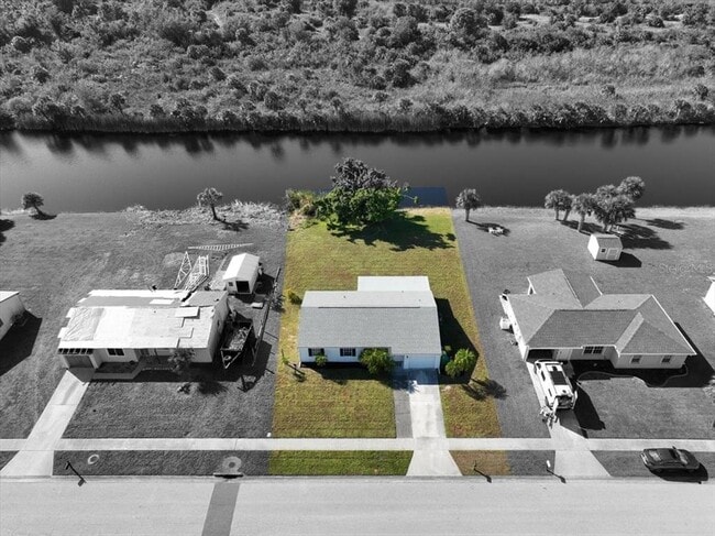 6628 Thorman Rd in Port Charlotte, FL - Building Photo - Building Photo