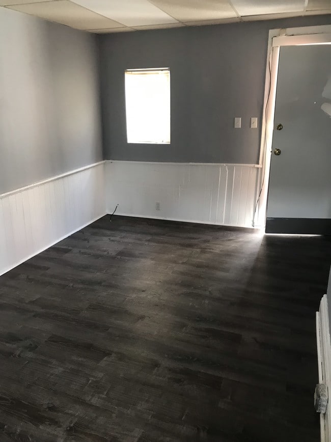 3812 Pier St in Pittsburgh, PA - Foto de edificio - Building Photo