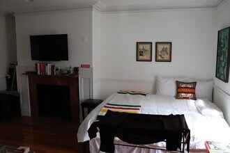 249 Newbury St, Unit 254 newbury street in Boston, MA - Building Photo - Building Photo